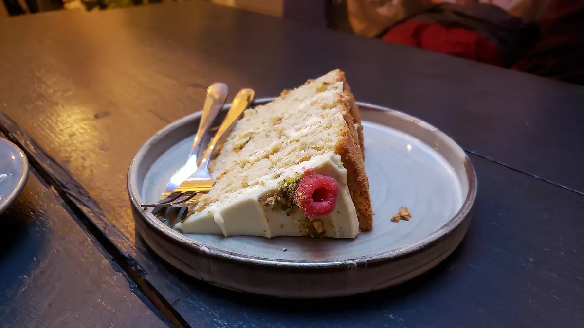PME Cake – cake shop in Chinese Quarter, Birmingham